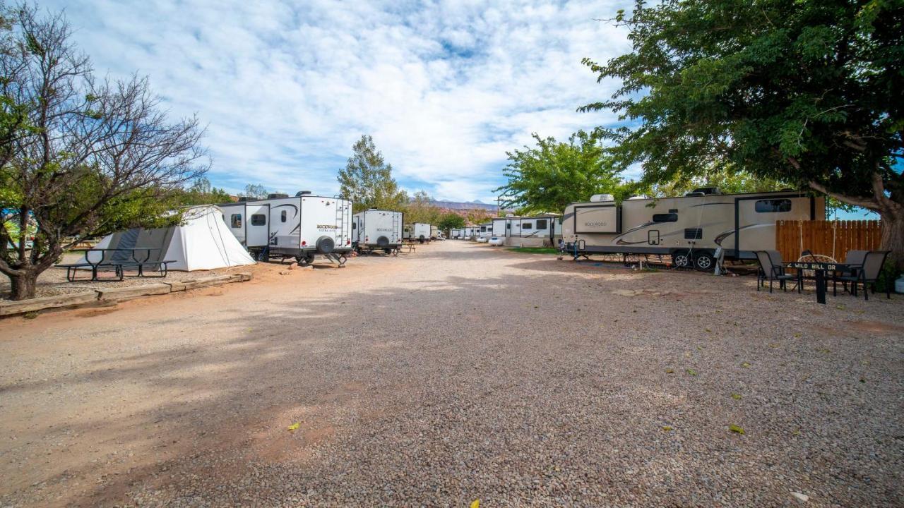 Funstays Glamping Setup Tent In Rv Park #6 Ok-T6 Moab Exterior photo